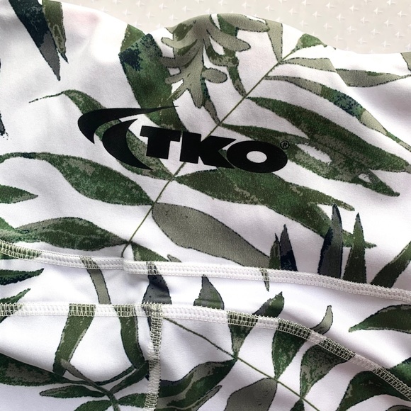 TKO ZERO GRAVITY HIGH WAISTED PRINTED LEGGINGS - Picture 7 of 7